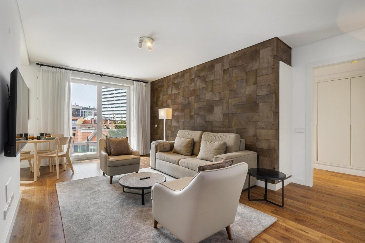 Whome Urban Retreat: Downtown Luxury, Parking, Ac & Elevator * Lissabon